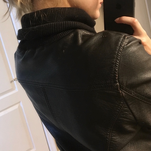 Faux Black Leather Jacket w/ Zippers/Pockets - Picture 5 of 8